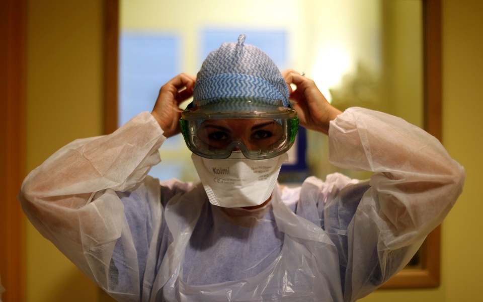 κορωνοϊός-2-691-νέα-κρούσματα-63-θάνατοι-749-δι-561355423