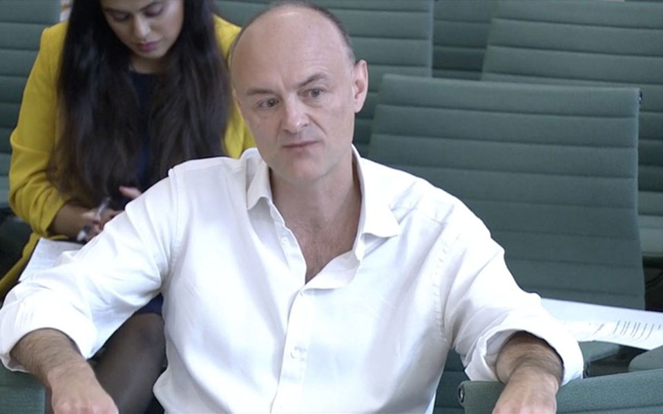 καταγγελίες-κάμινγκς-στέλναμε-ηλικι-561377281