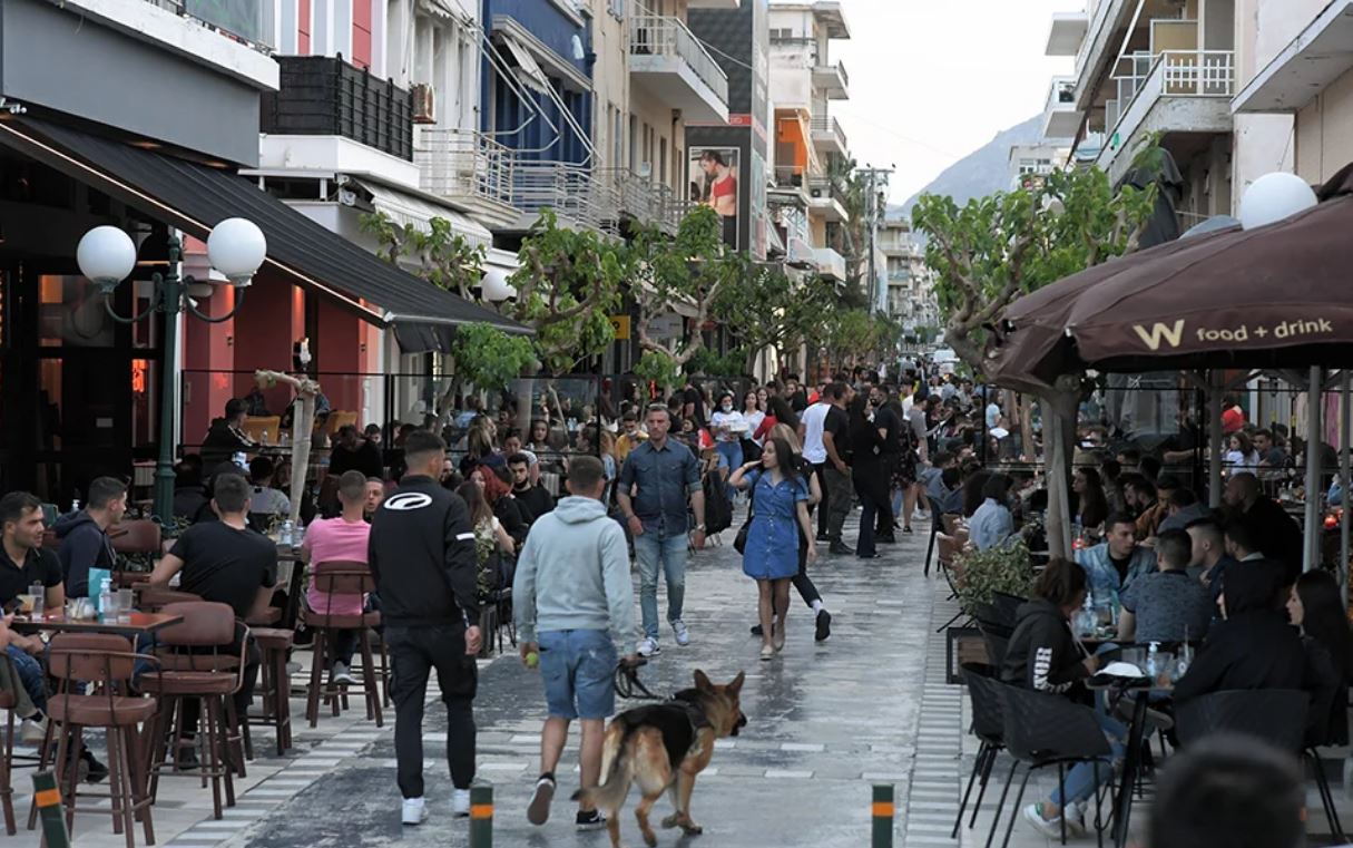 Δεν έχουμε την πολυτέλεια να αρνούμαστε τα εμβόλια-1