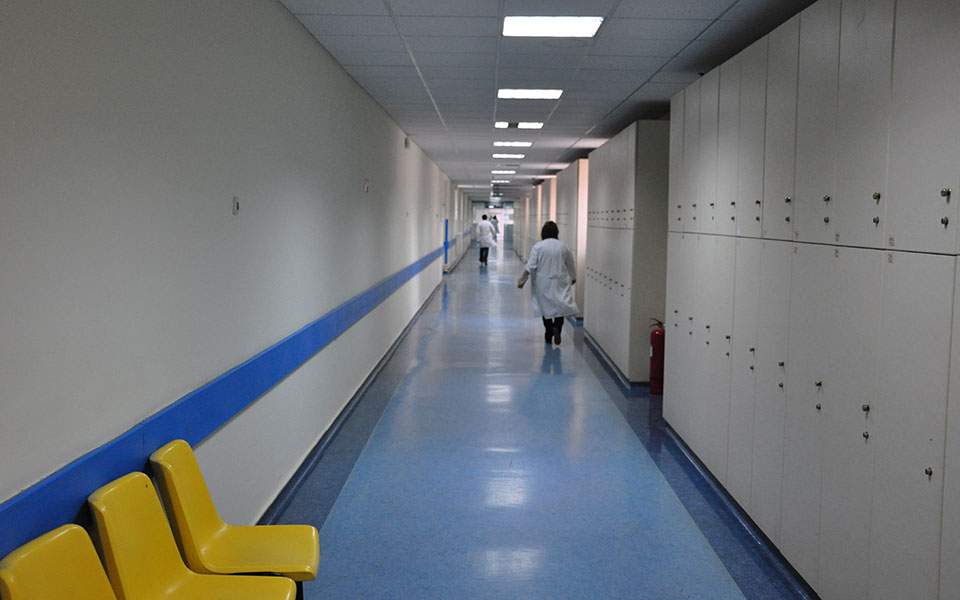 σύλληψη-γιατρού-για-φακελάκι-500-ευρώ-561362035