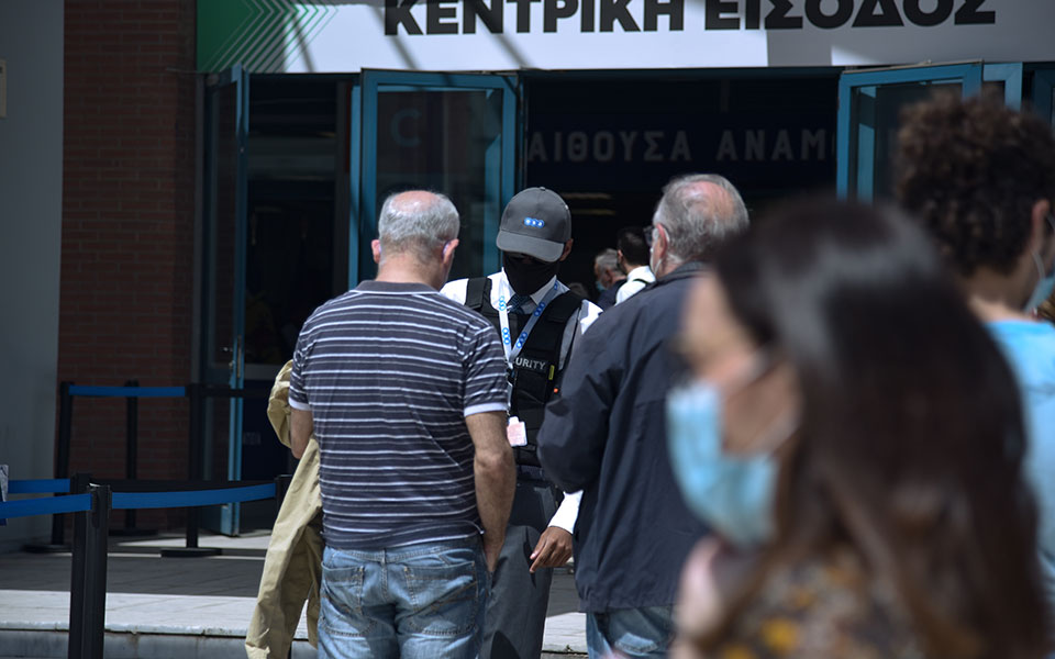 ο-ηλικιακός-χάρτης-των-εμβολιασμών-στ-561358318