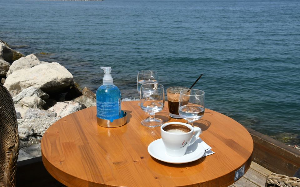 άρωμα-κανονικότητας-φέρνει-το-άνοιγμ-561350995