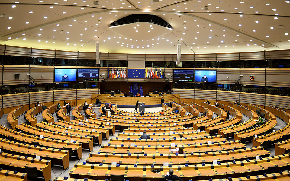 αυστηρό-μήνυμα-στην-άγκυρα-από-το-ευρω-561367960