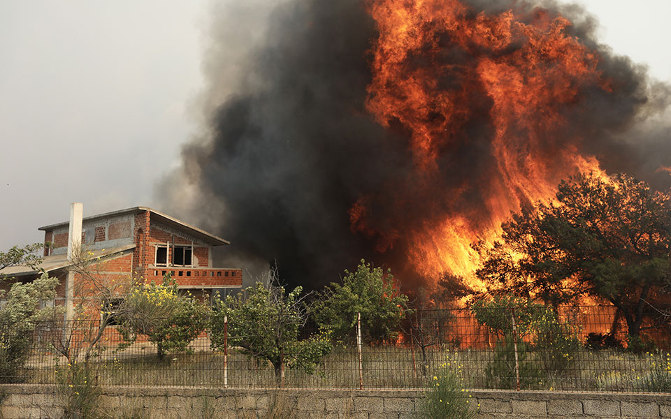 φωτιά-στον-σχίνο-έκτακτη-ενημέρωση-χα-561370597