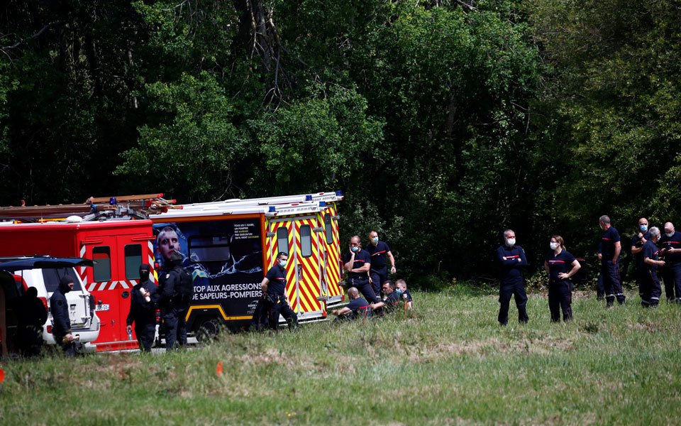 γαλλία-νεκρός-ο-δράστης-της-επίθεσης-μ-561379981