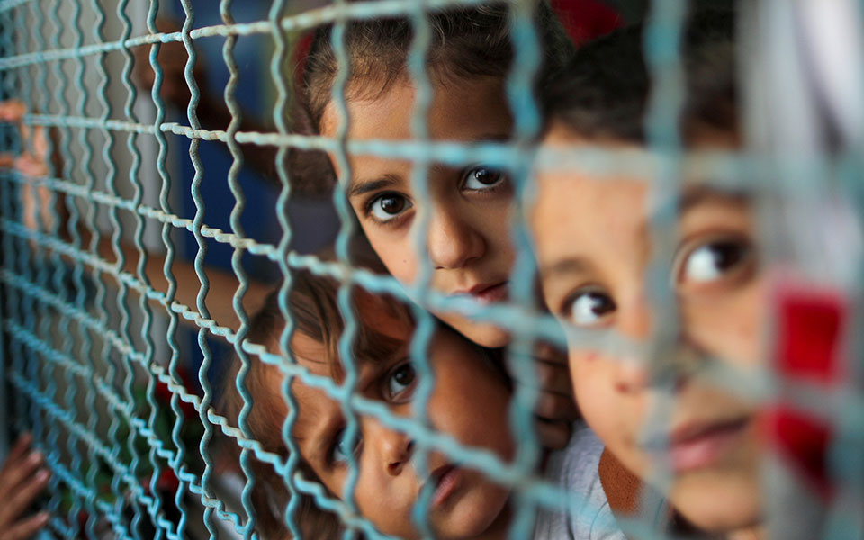 η-αθέατη-τραγωδία-της-γάζας-561367624