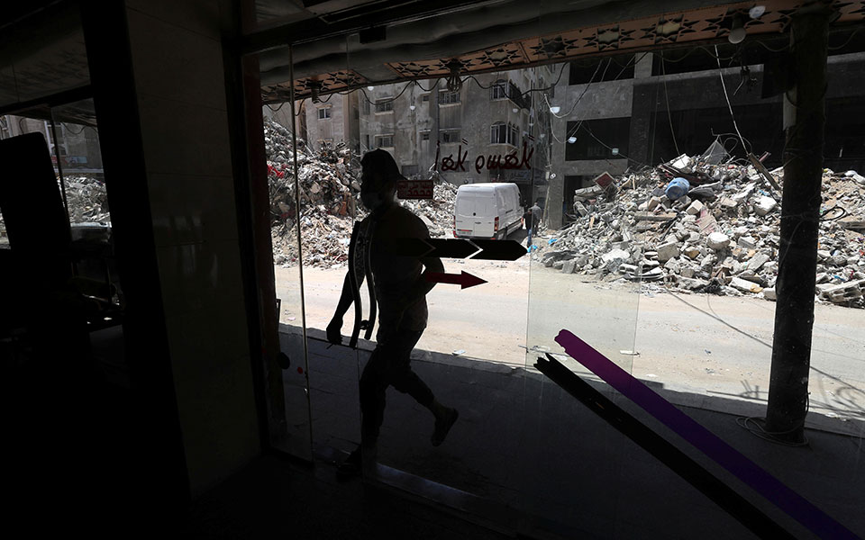 διαρκές-σφυροκόπημα-στη-γάζα-ισοπεδώ-561370111