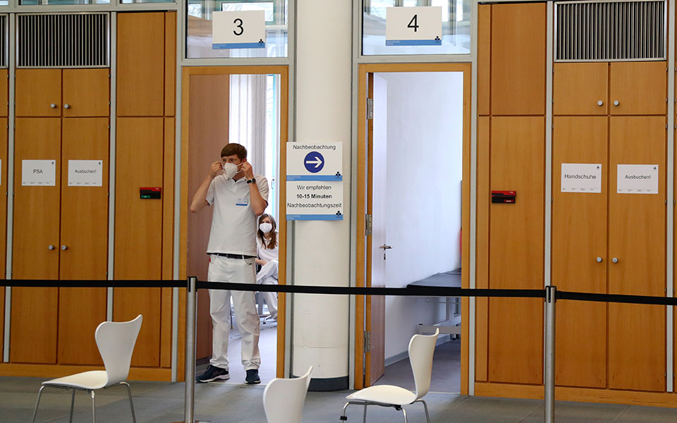 γερμανία-κορωνοϊός-τα-παιδιά-12-ετών-κ-561380092