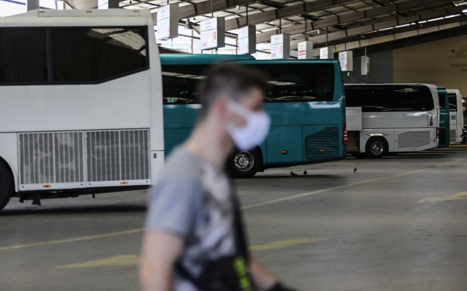 Τίτλοι τέλους στο lockdown με απόβαση στα νησιά-5