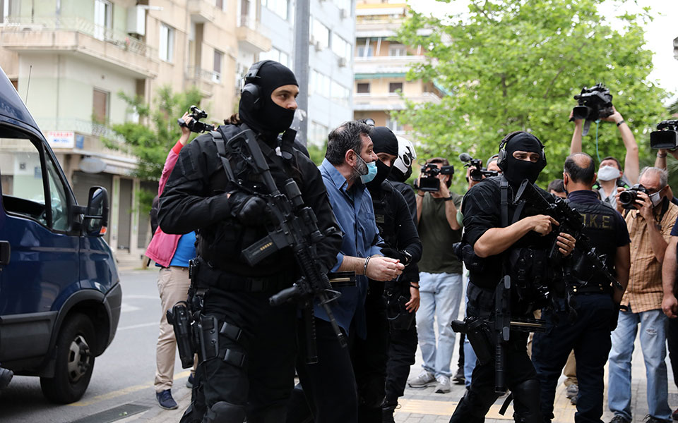 Στην Ελλάδα ο Γιάννης Λαγός για να εκτίσει την ποινή του-4