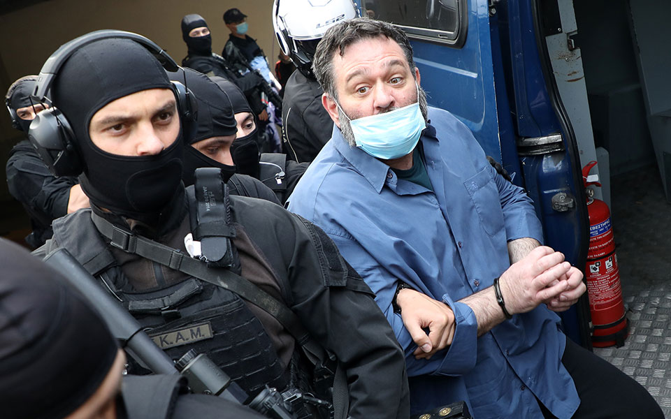 στις-φυλακές-δομοκού-ο-καταδικασμένο-561365299