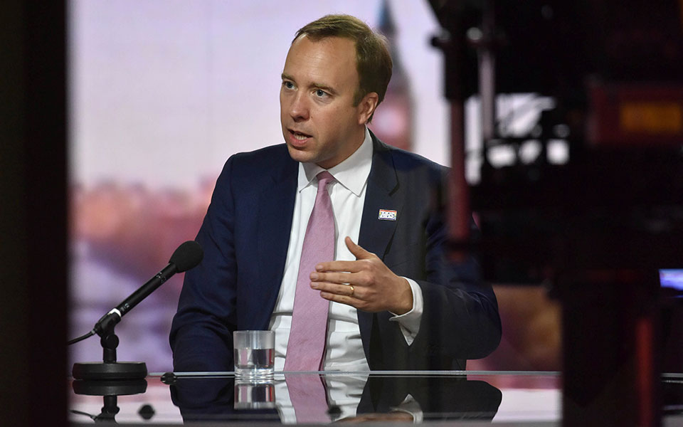 βρετανός-υπ-υγείας-ψευδείς-οι-ισχυρισ-561378400