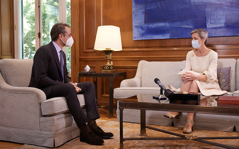 Βεστάγκερ σε Μητσοτάκη: Η Ελλάδα ίσως να έχει την ισχυρότερη ανάπτυξη στην Ευρωζώνη το 2022-1