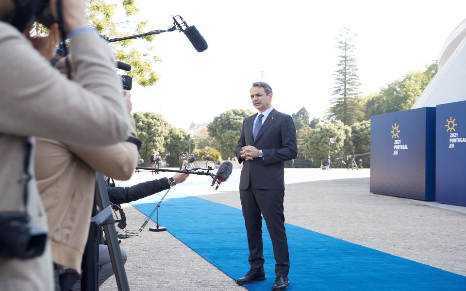 κυρ-μητσοτάκης-πρωταγωνίστρια-η-ελλά-561356554