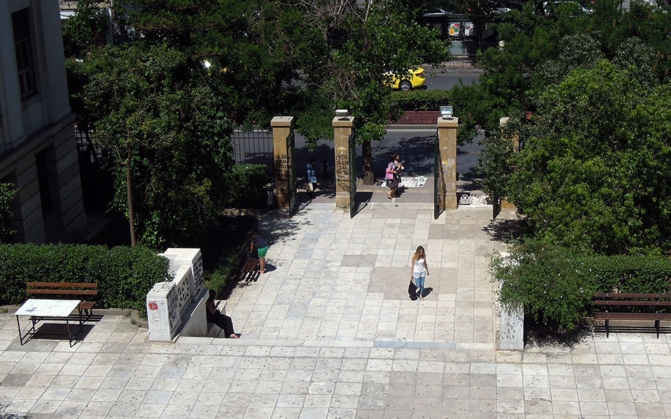 μειώνονται-τα-τμήματα-αει-αναδιάταξ-561355240