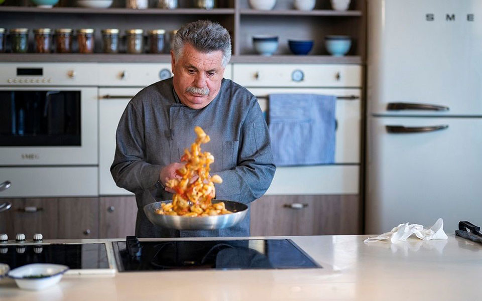 Δένδρα, γεύσεις, τοπόσημα στον Μοριά διηγούνται στον επισκέπτη την ιστορία του 1821-1