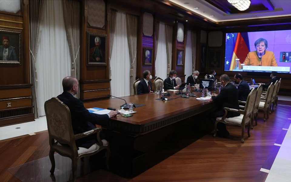 ερντογάν-σε-μέρκελ-η-ελλάδα-συνεχίζει-561353014