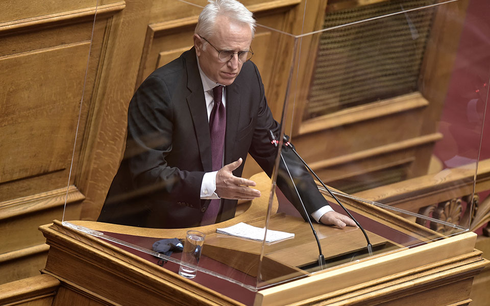 ραγκούσης-ο-τσιάρας-να-ζητήσει-συγνώμ-561369328