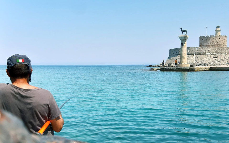 ρόδος-με-9-πτήσεις-αρχίζει-η-τουριστική-561361708