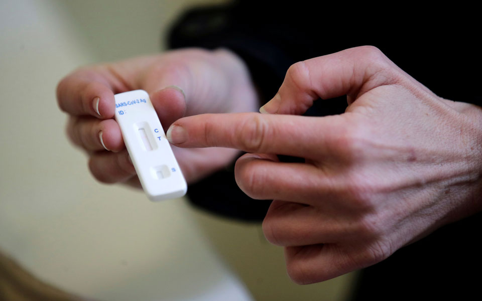 self-tests-ποιοι-και-πώς-πρέπει-να-τα-προμηθευτ-561356449