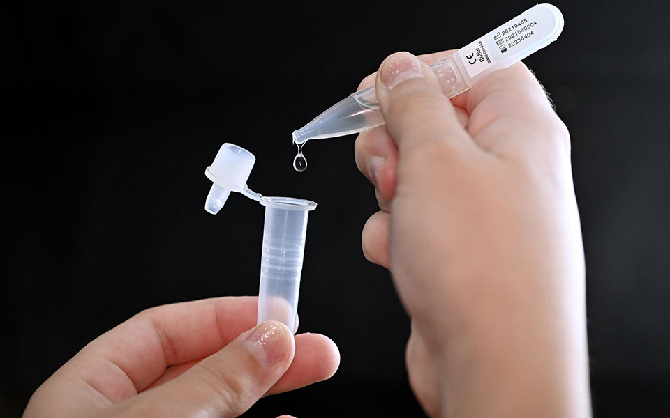 υποχρεωτικό-self-test-σε-όλους-τους-εργαζόμεν-561377563