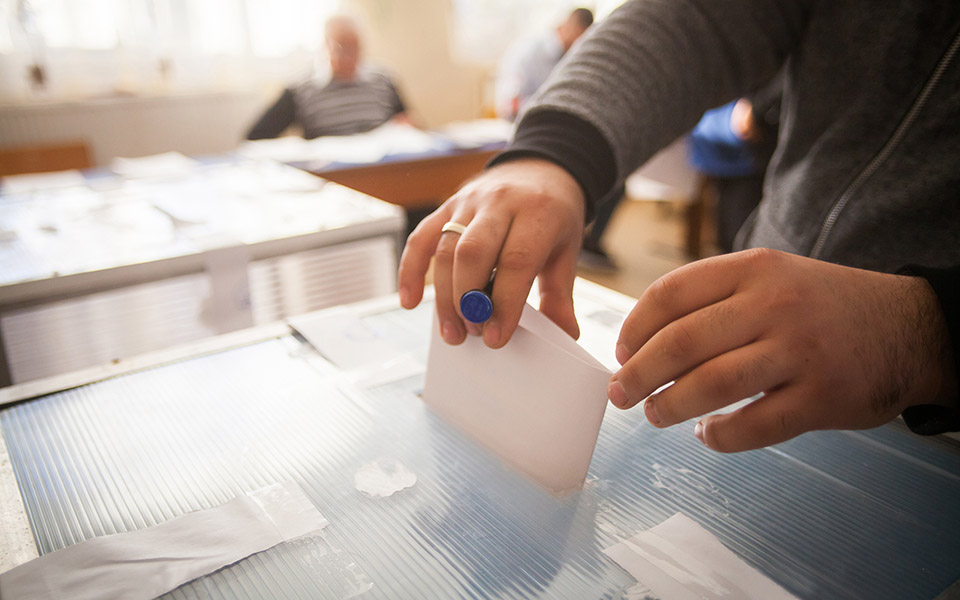 πέρασε-από-την-επιτροπή-της-βουλής-τ-561369055