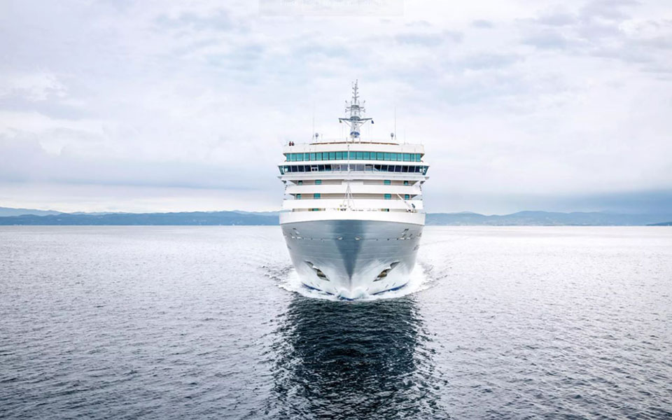 Στη Σούδα το εντυπωσιακό Silver Moon – Ένα πλωτό παλάτι κρουαζιέρας-4