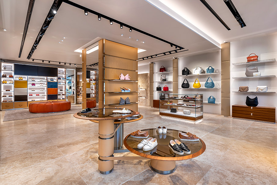 Tod’s: μια ιταλική διεύθυνση στην Πανεπιστημίου-1