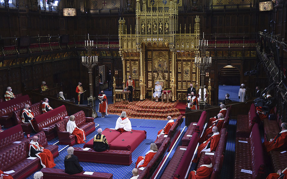 βασίλισσα-ελισάβετ-η-πρώτη-δημόσια-ομ-561359305