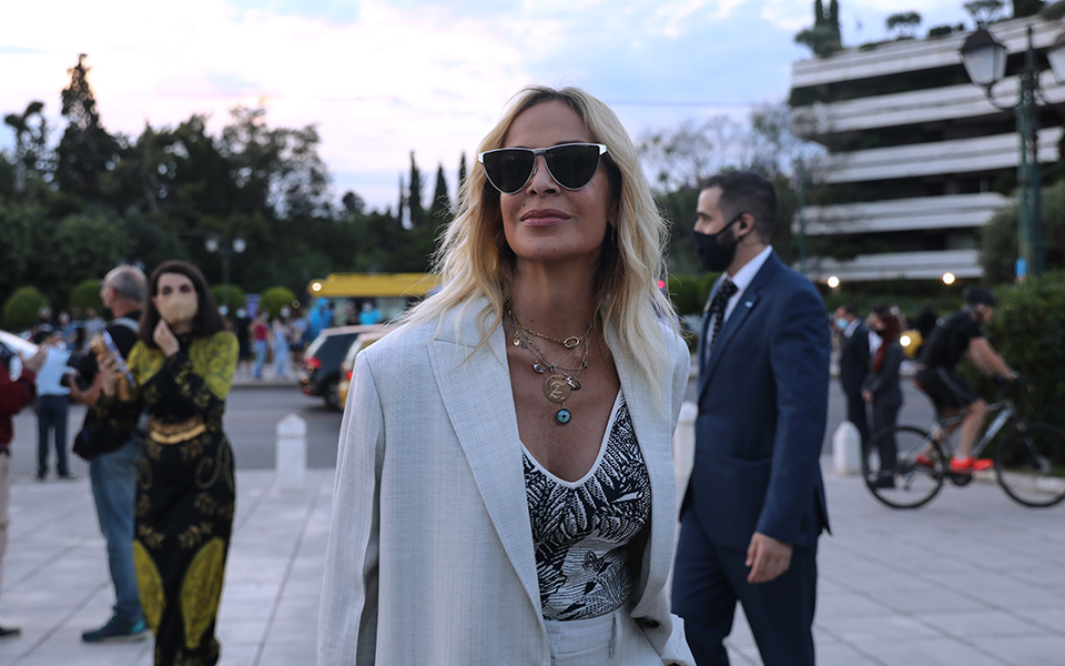 Επίδειξη Dior: 400 προσωπικότητες και διασημότητες παρακολούθησαν το ντεφιλέ (εικόνες)-7