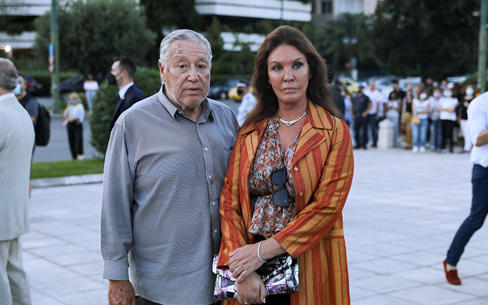 Επίδειξη Dior: 400 προσωπικότητες και διασημότητες παρακολούθησαν το ντεφιλέ (εικόνες)-8