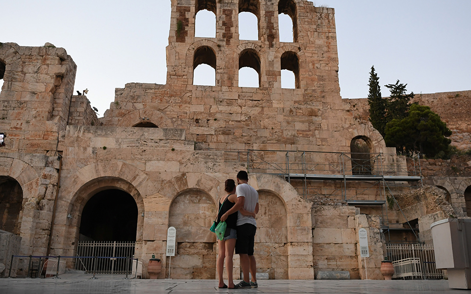 αυλαία-σήμερα-για-το-φεστιβάλ-αθηνών-κ-561383353