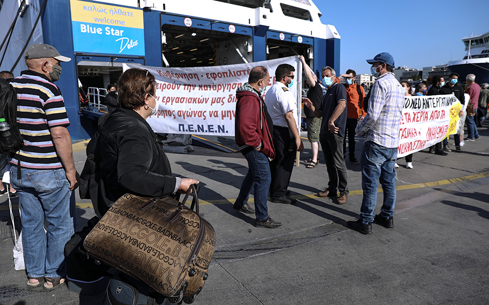 οι-ακτοπλόοι-προσφεύγουν-κατά-της-νέα-561392377