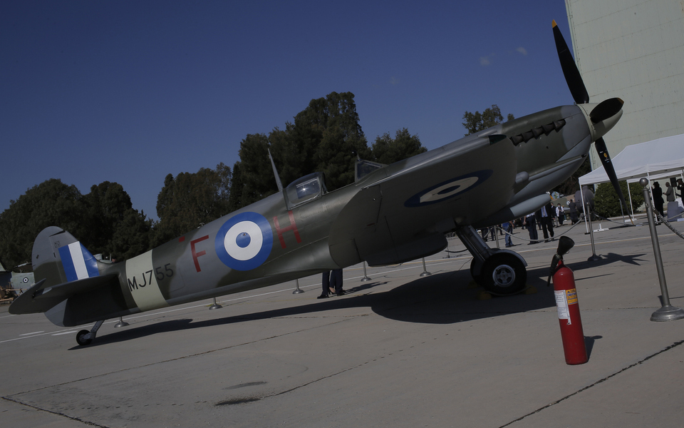 επέστρεψε-στην-βάση-του-το-θρυλικό-μ-561383863