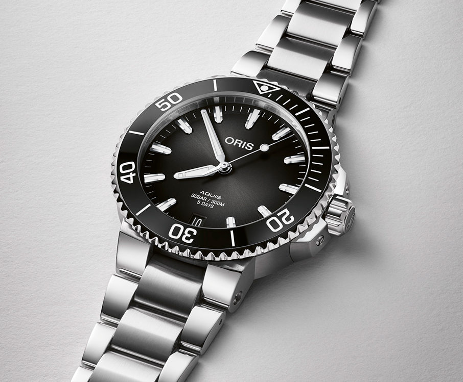 Τι άλλαξε η ORIS στο καταδυτικό Aquis Date;-3