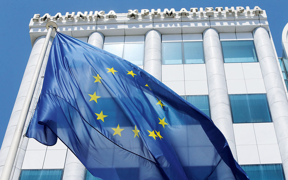 τα-κέρδη-στις-τράπεζες-κράτησαν-το-χρη-561394534