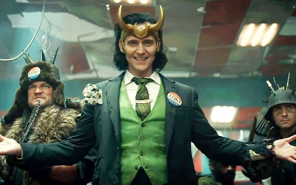 ασυγκράτητοι-υπερήρωες-και-παράνοι-561396916