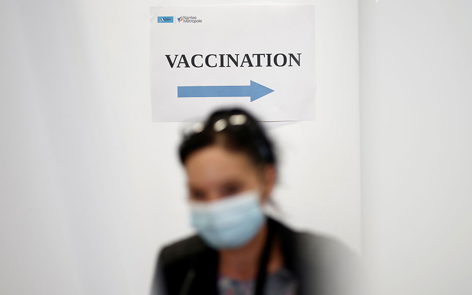 μεταλλάξεις-κορωνοϊού-πόσο-μας-προστ-561387340