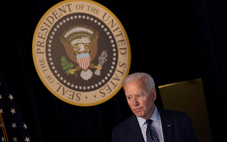 εφ-όλης-της-ύλης-η-συνάντηση-μπάιντεν-561391567