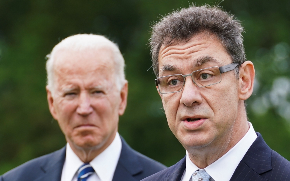 μπουρλά-κάθε-άνδρας-γυναίκα-και-παιδί-561396376