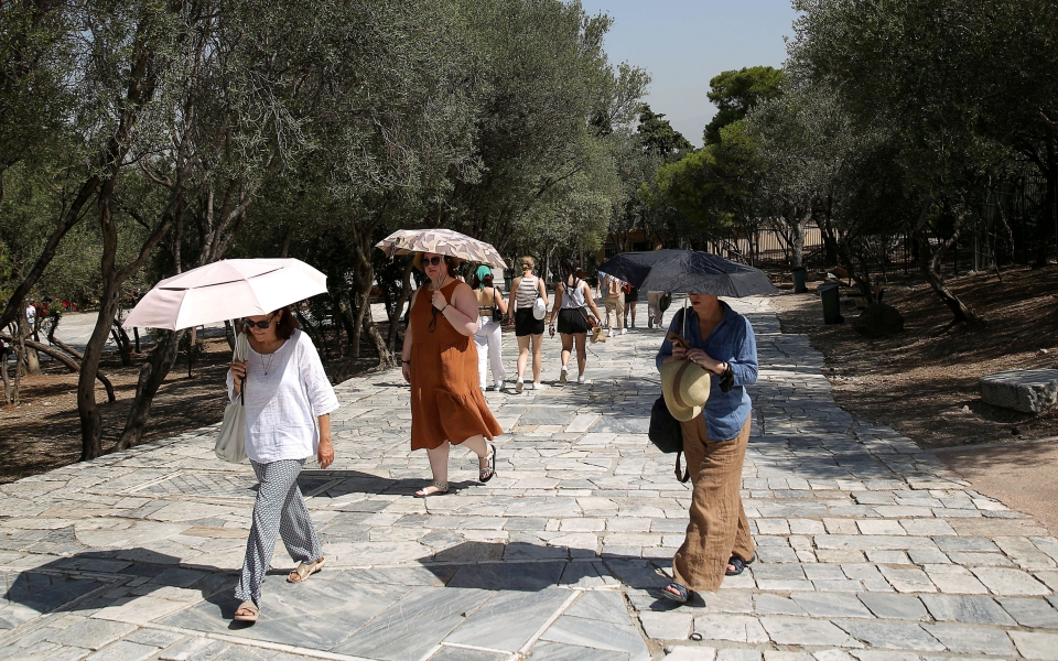καύσωνας-μέτρα-προφύλαξης-για-τις-ευπ-561416656
