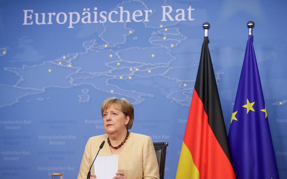 αποστάσεις-κομισιόν-από-βερολίνο-για-561415891