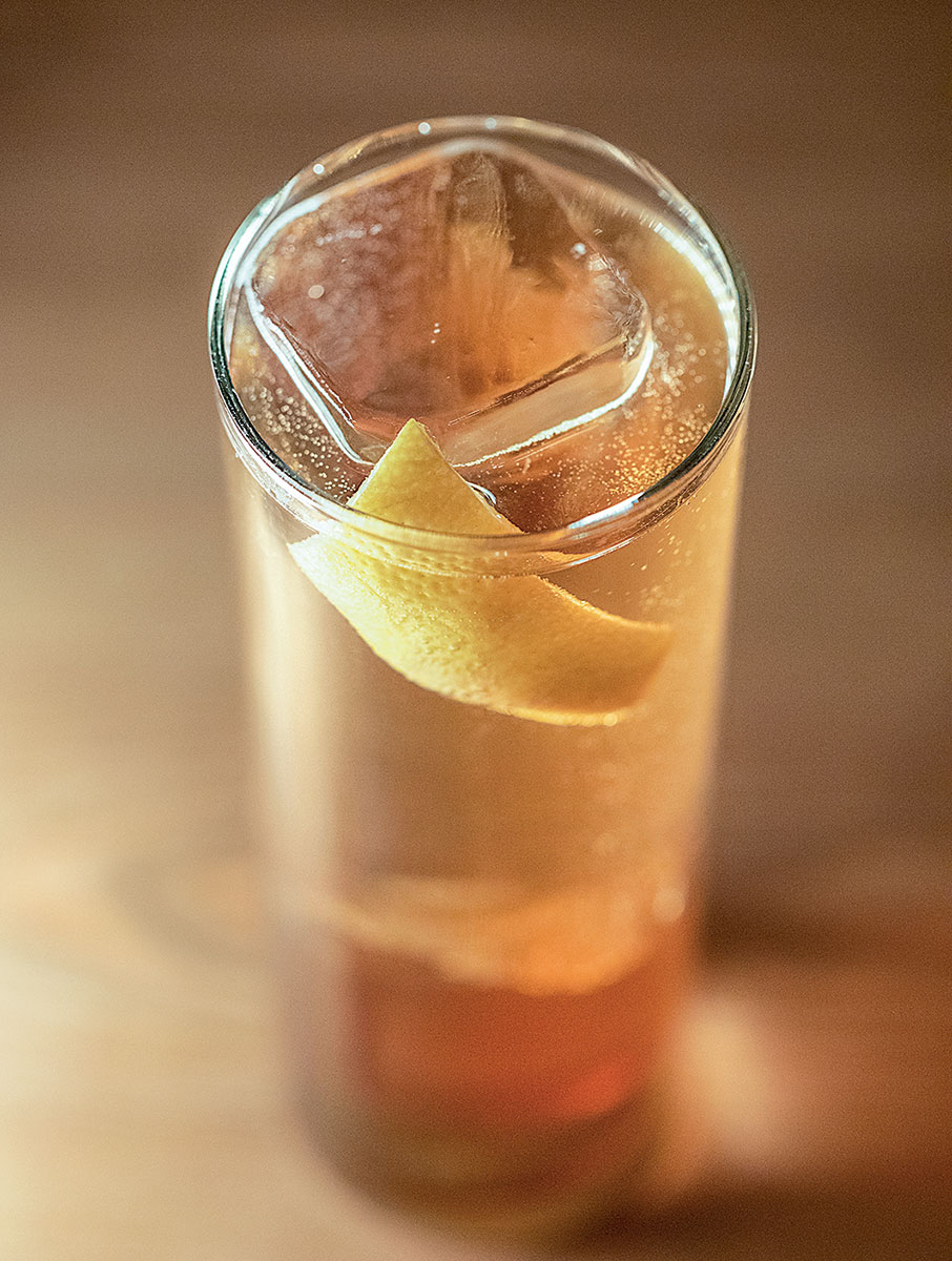 Συνταγές κοκτέιλ για τους λάτρεις… του καφέ-1