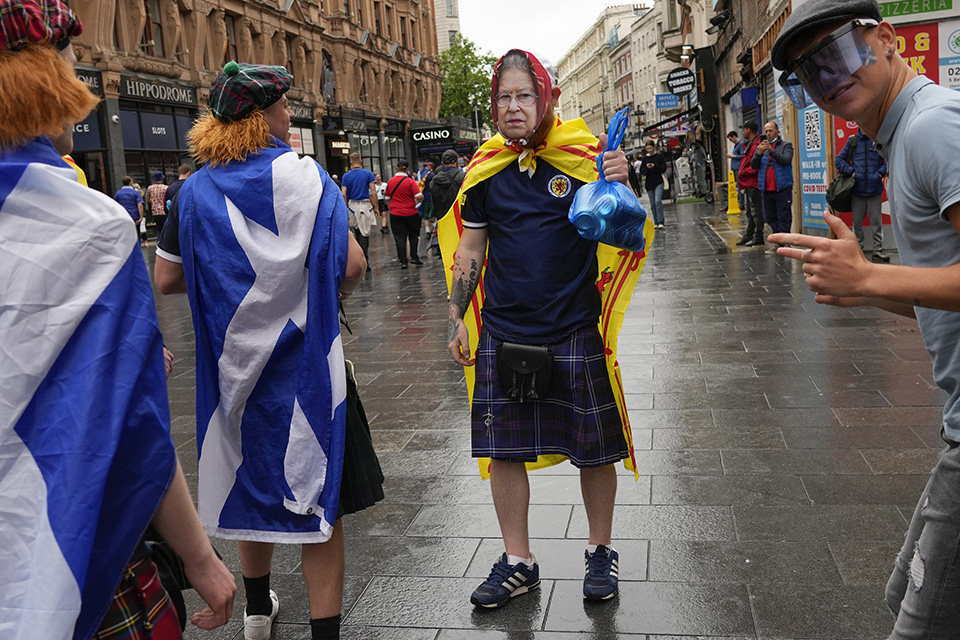 Ευτυχώς υπάρχει το χιούμορ