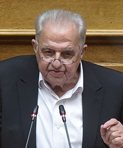 Γερανοί με φτερά-1