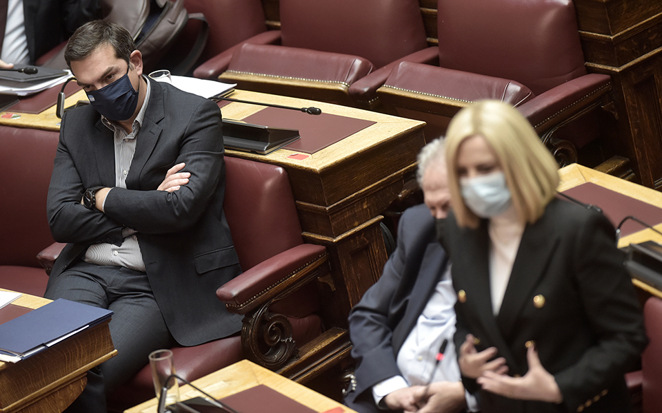 γεννηματά-κατά-τσίπρα-για-απαράδεκτ-561388936