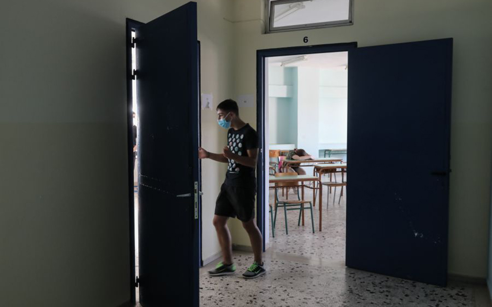 πανελλαδικές-την-πέμπτη-το-πρώτο-διαγ-561393262