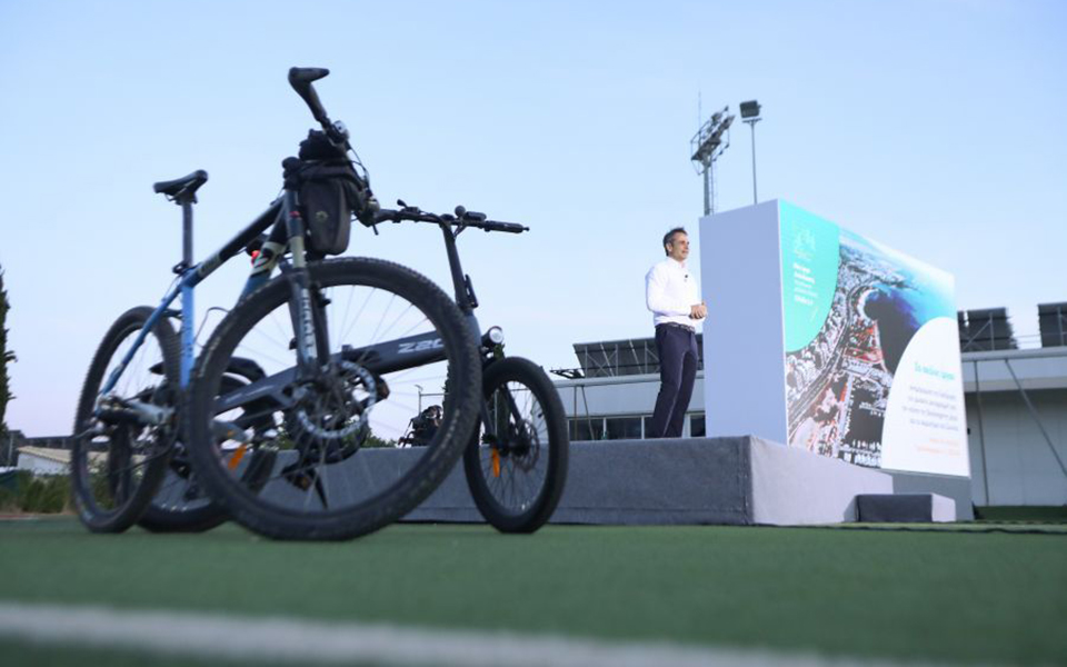 ανάπλαση-παραλιακού-μετώπου-ποδηλατ-561387355