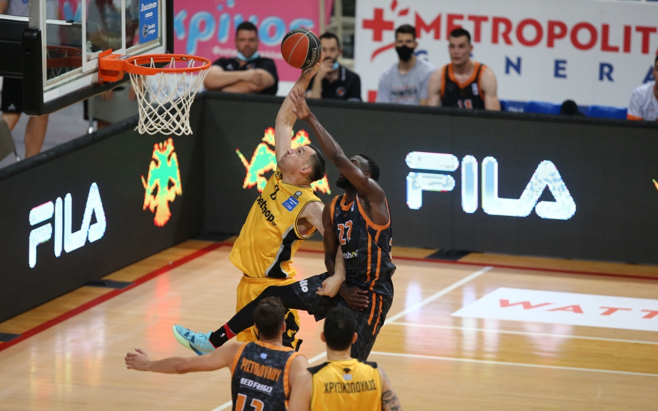 αεκ-προμηθέας-113-101-two-man-show-και-1-1-561388924