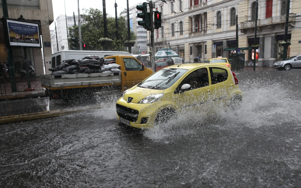 σοβαρά-προβλήματα-από-την-κακοκαιρία-561396010